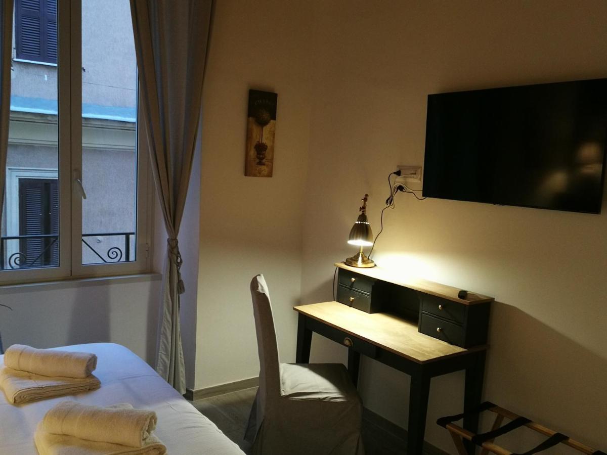 Christy Suite Elegante Appartamento Nel Centro Storico Di Anzio Ngoại thất bức ảnh